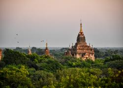 Ziua 4 (05.11.2025): Bagan - Explorarea Orașului Templu 